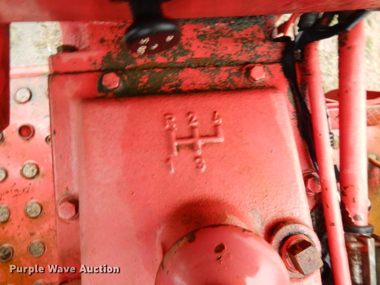 image for item DH2416 Mahindra 575DI tractor