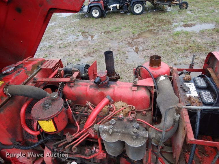 image for item DH2416 Mahindra 575DI tractor