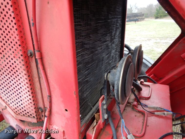 image for item DH2416 Mahindra 575DI tractor