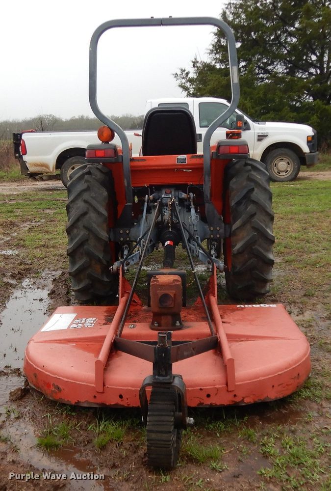 image for item DH2418 Kubota L3300 tractor
