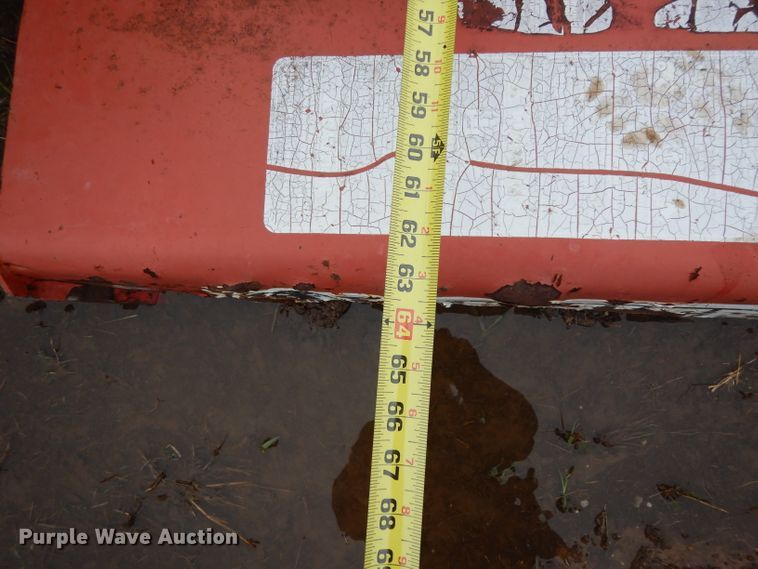 image for item DH2418 Kubota L3300 tractor