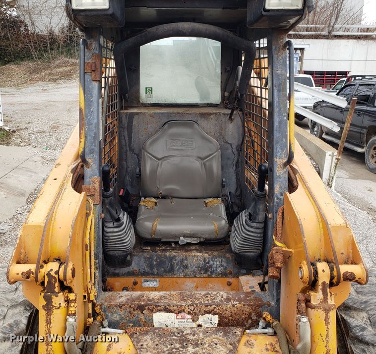 image for item DH5784 2002 Case 70XT  skid steer loader