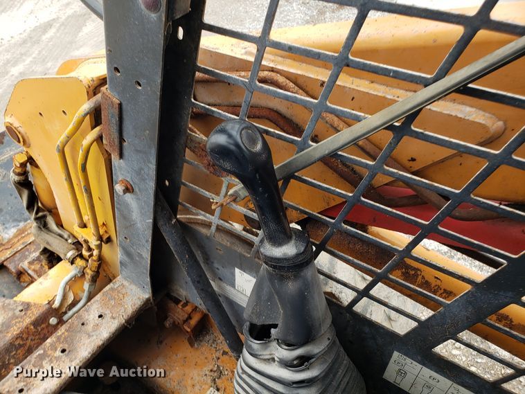 image for item DH5784 2002 Case 70XT  skid steer loader