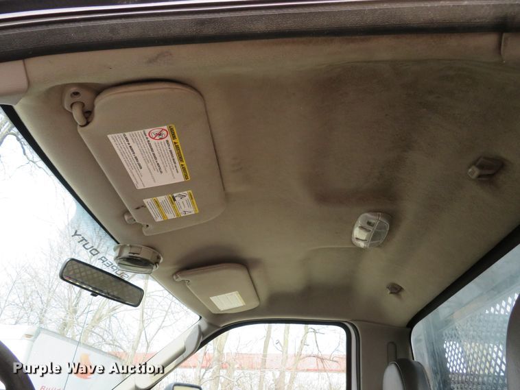 image for item DI2092 2010 Ford F450 Super Duty XL flatbed truck