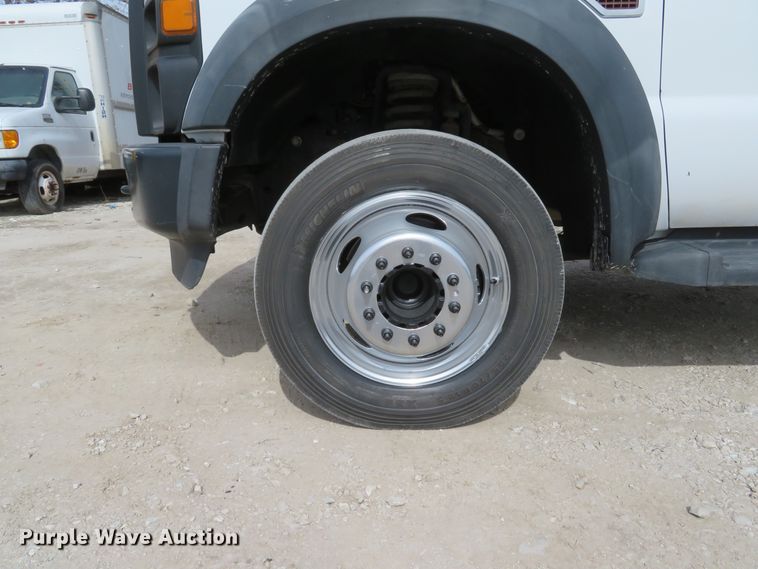 image for item DI2092 2010 Ford F450 Super Duty XL flatbed truck