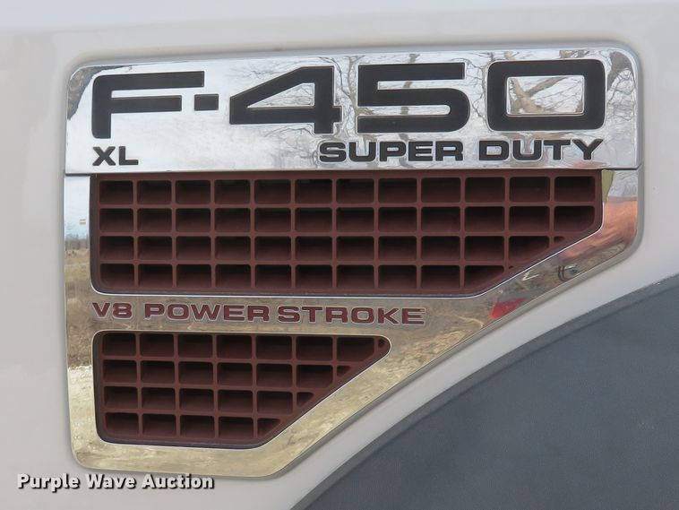 image for item DI2092 2010 Ford F450 Super Duty XL flatbed truck