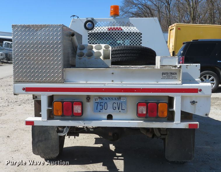 image for item DI2095 2014 Toyota Tacoma  flatbed pickup truck