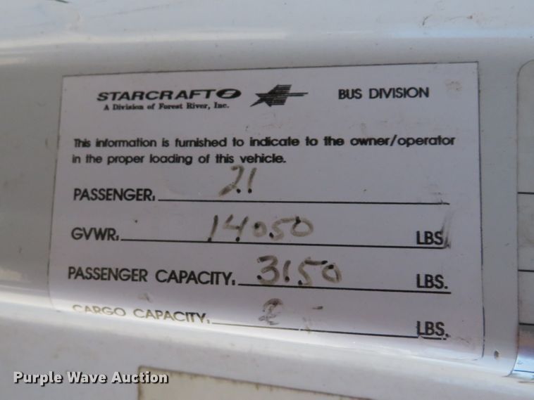 image for item DI2097 2006 Ford E450 Super Duty shuttle bus