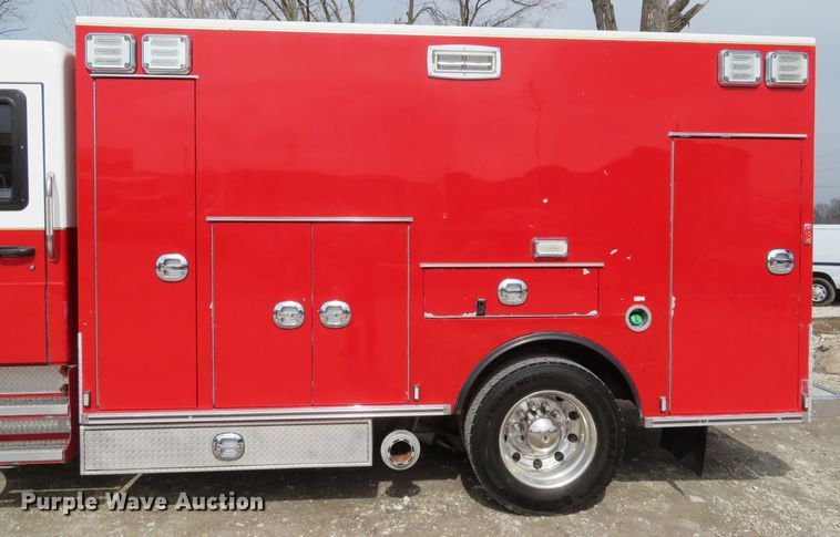 image for item DI2104 2010 Spartan Furion Super Chief ambulance