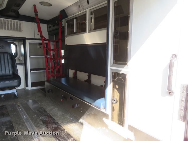 image for item DI2104 2010 Spartan Furion Super Chief ambulance