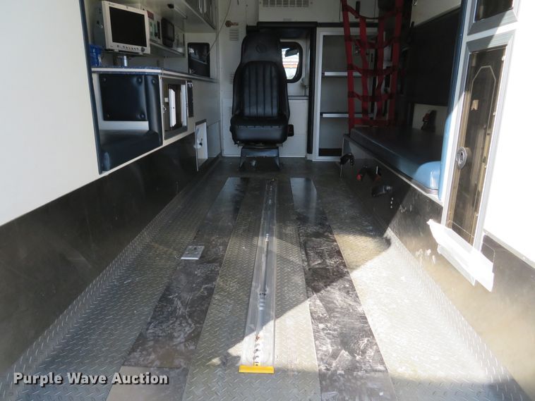 image for item DI2104 2010 Spartan Furion Super Chief ambulance