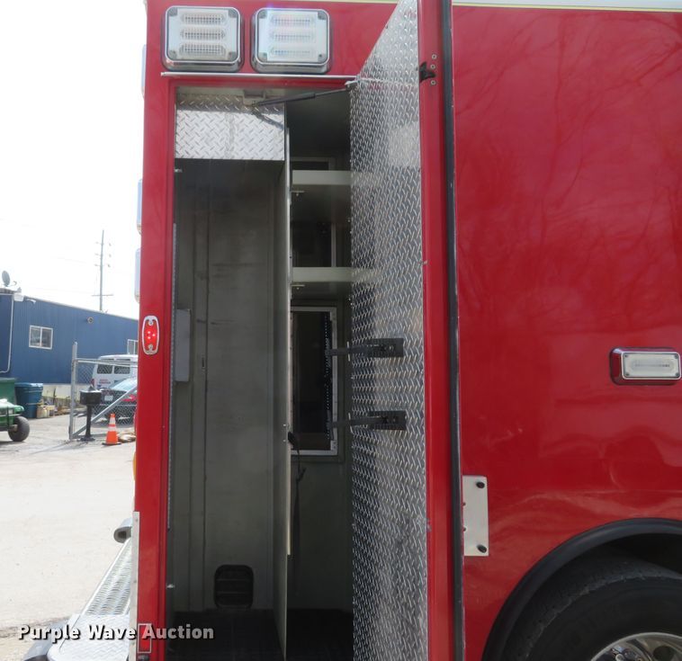 image for item DI2104 2010 Spartan Furion Super Chief ambulance