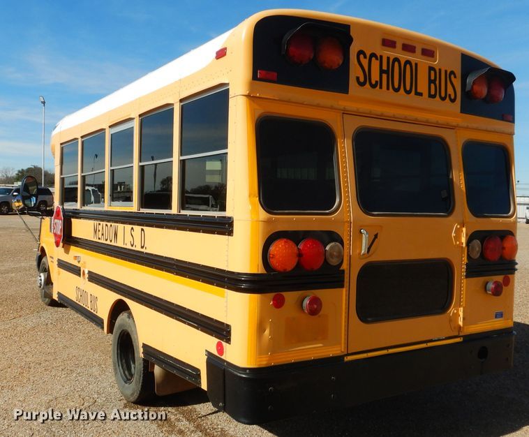 image for item DJ8756 2006 Chevrolet Express 3500 school bus