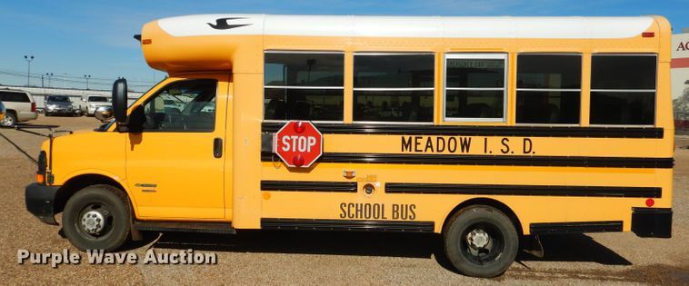 image for item DJ8756 2006 Chevrolet Express 3500 school bus