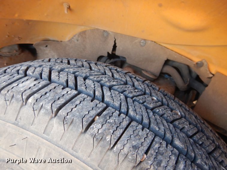 image for item DJ8756 2006 Chevrolet Express 3500 school bus