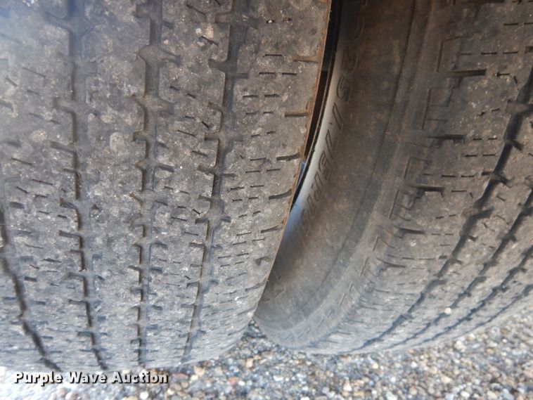 image for item DJ8756 2006 Chevrolet Express 3500 school bus