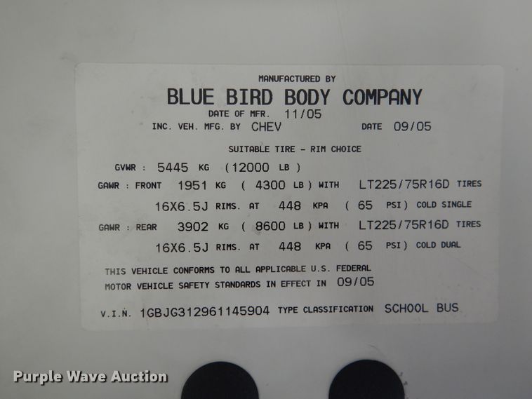 image for item DJ8756 2006 Chevrolet Express 3500 school bus