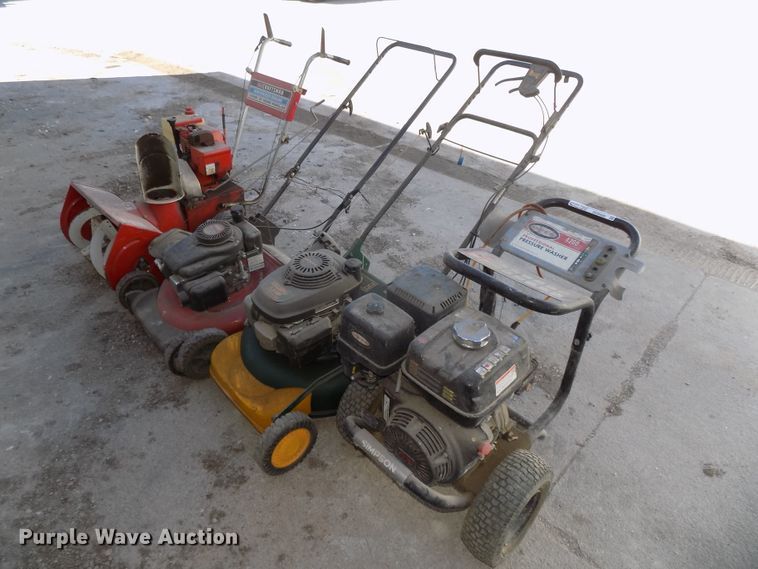 image for item DO9409 Lawn equipment