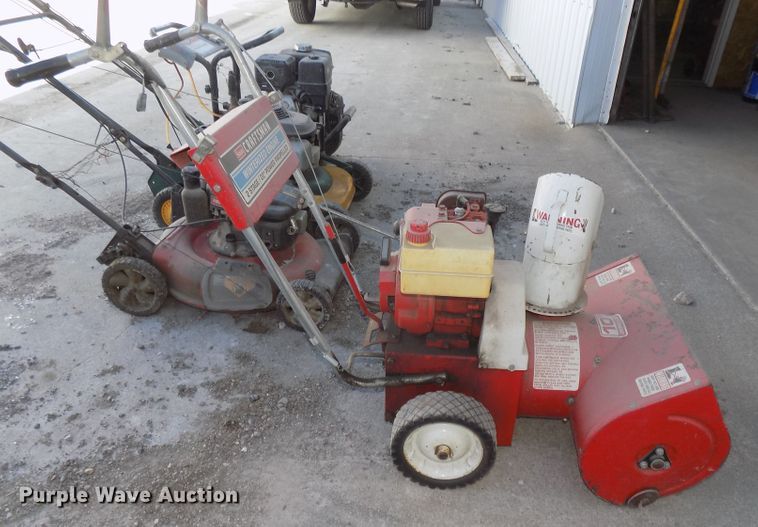 image for item DO9409 Lawn equipment