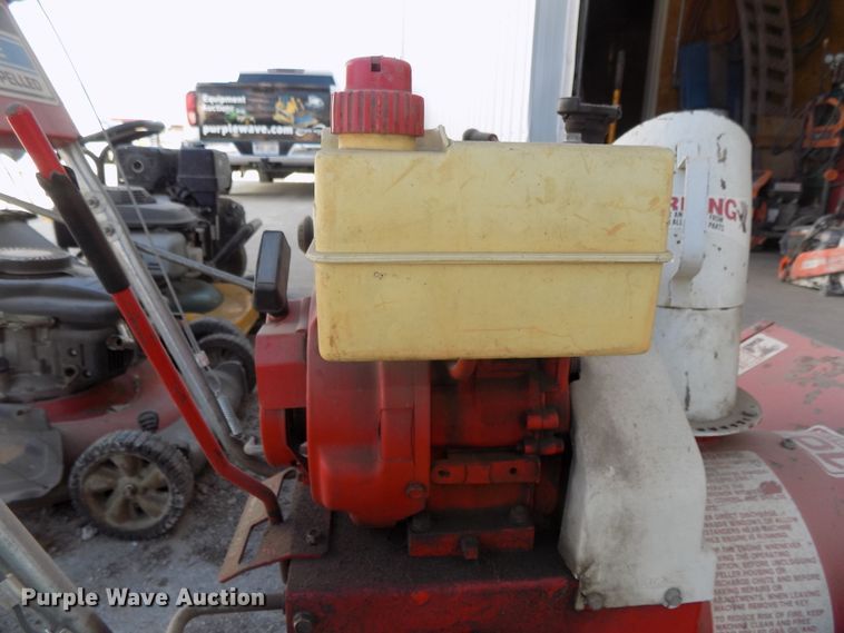 image for item DO9409 Lawn equipment