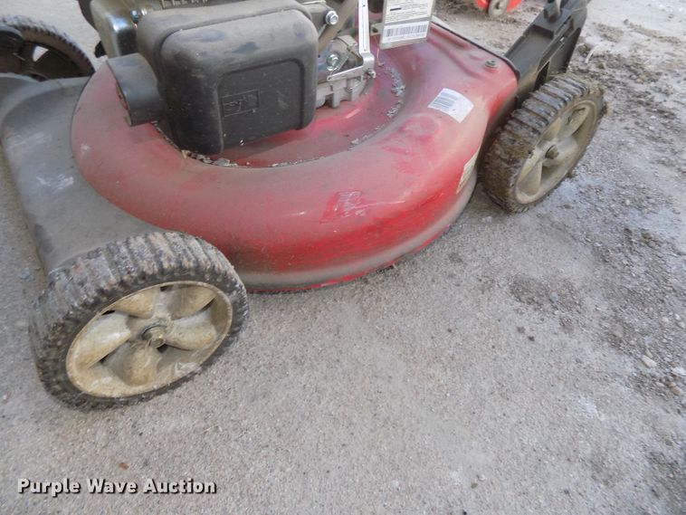 image for item DO9409 Lawn equipment