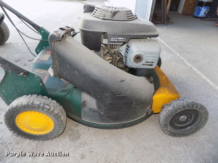 image for item DO9409 Lawn equipment