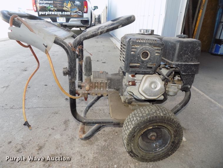 image for item DO9409 Lawn equipment