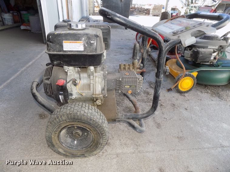 image for item DO9409 Lawn equipment