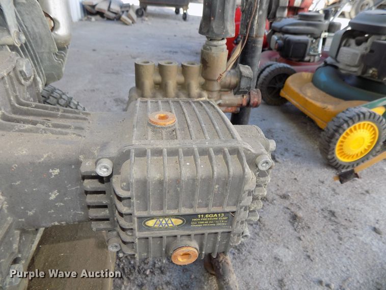 image for item DO9409 Lawn equipment