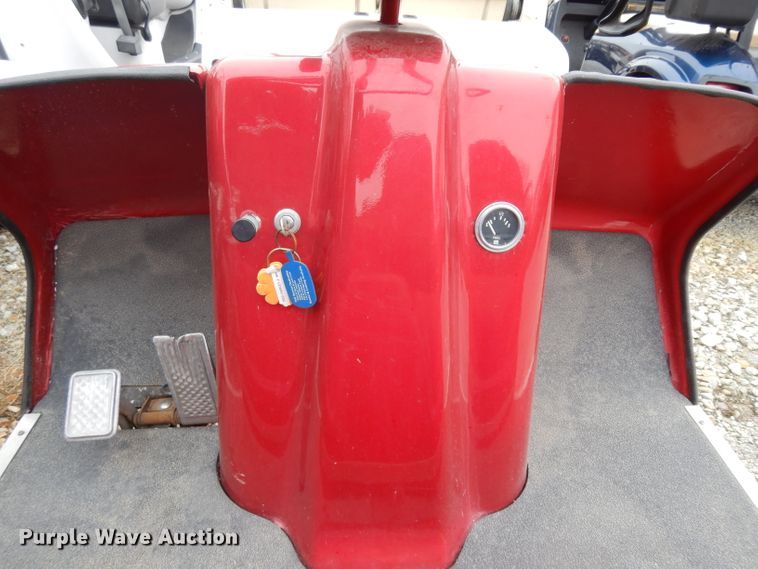 image for item ER9986 1968 Harley Davidson golf cart