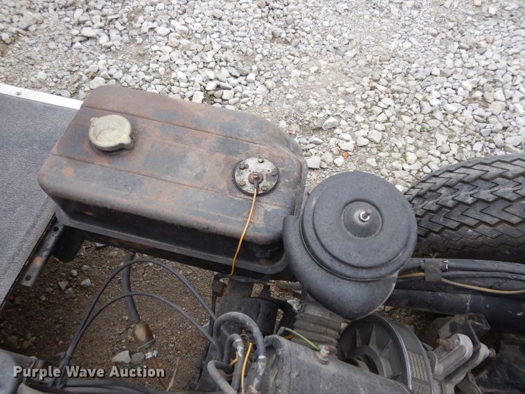 image for item ER9986 1968 Harley Davidson golf cart