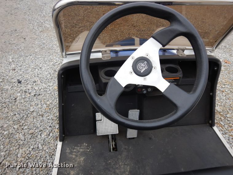 image for item ER9989 2007 Club Car golf cart