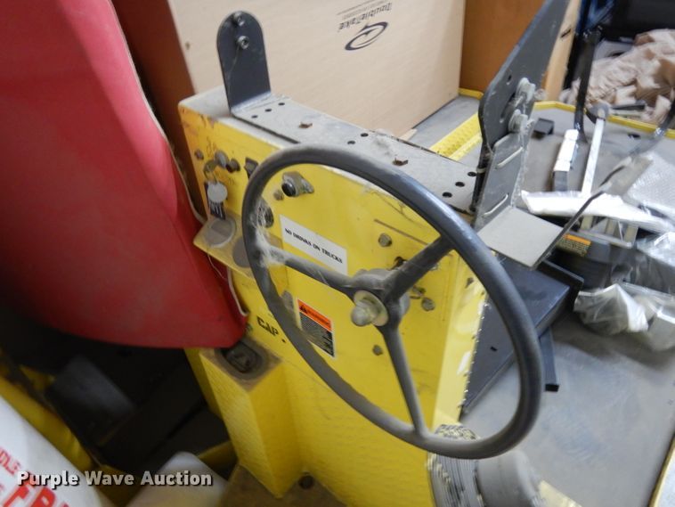 image for item ER9992 1997 Cushman Stock Chaser utility cart