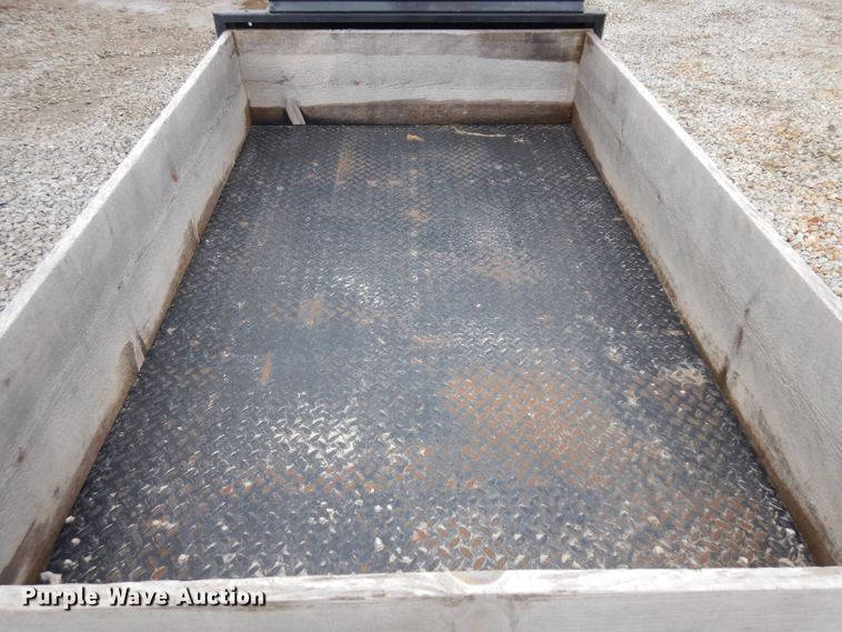 image for item ER9993 2001 Cushman S660 industrial cart