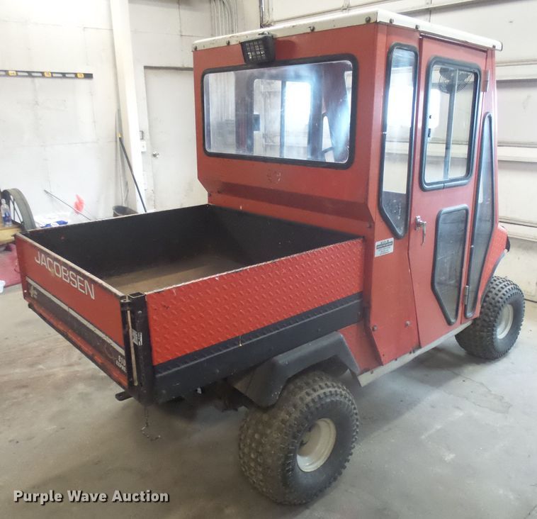 image for item FR9514 1993 Jacobsen 810 Express modified golf cart