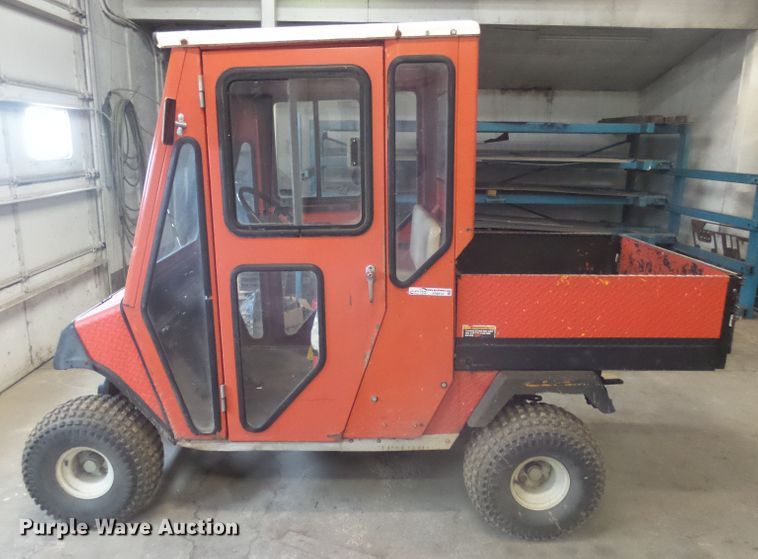 image for item FR9514 1993 Jacobsen 810 Express modified golf cart