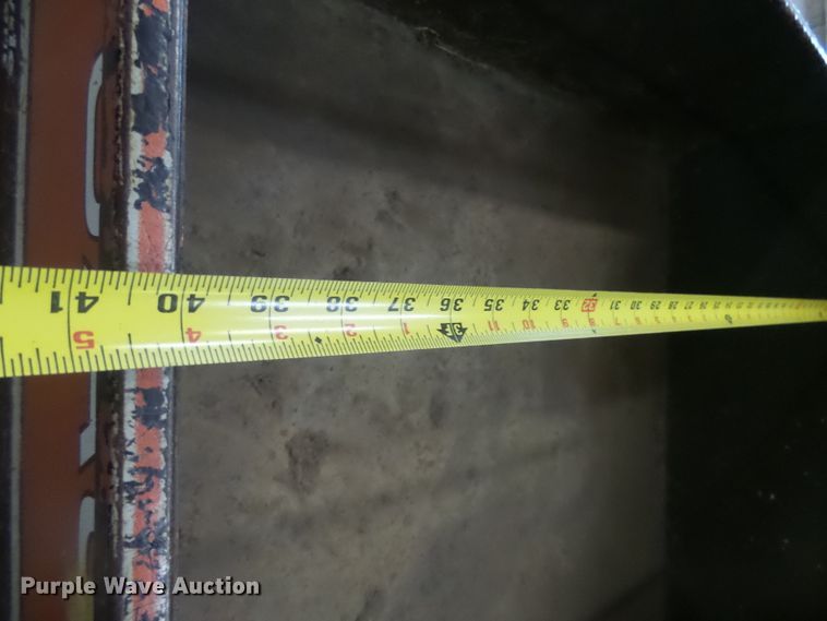 image for item FR9514 1993 Jacobsen 810 Express modified golf cart