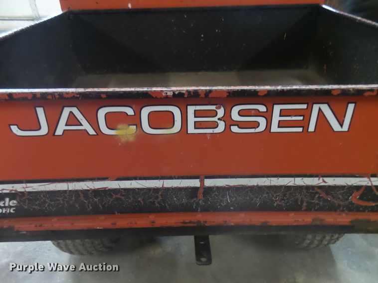 image for item FR9514 1993 Jacobsen 810 Express modified golf cart
