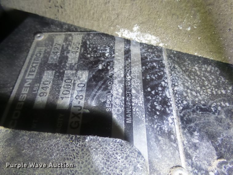 image for item FR9514 1993 Jacobsen 810 Express modified golf cart