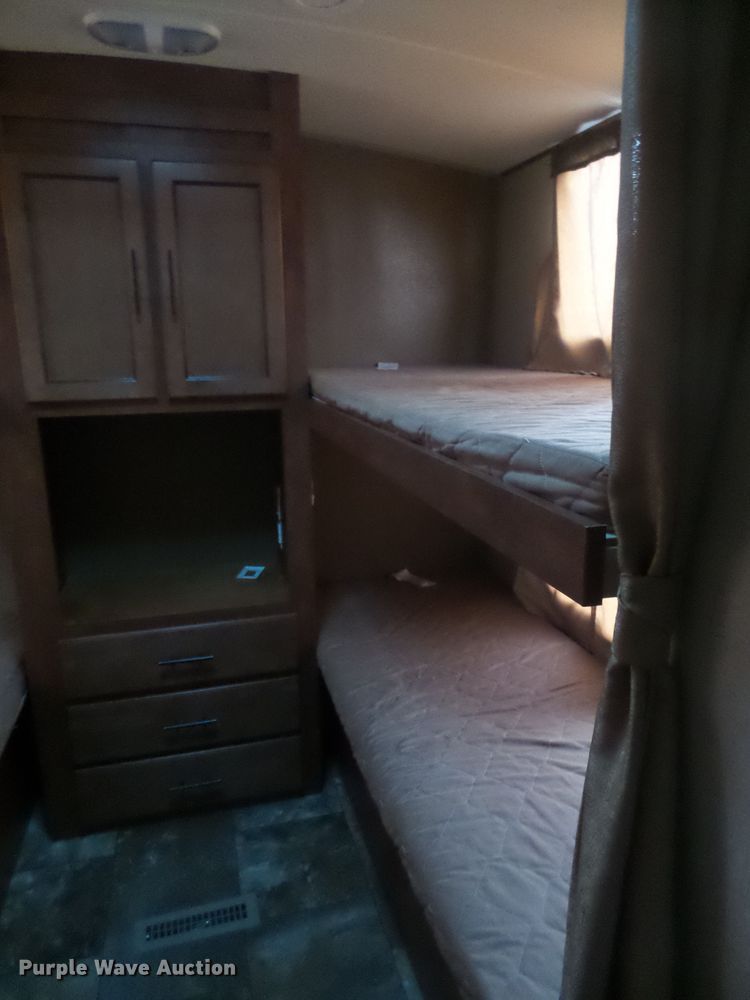 image for item FR9515 2014 Forest River Surveyor camper