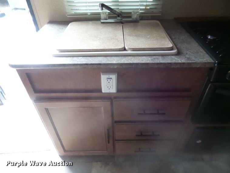 image for item FR9515 2014 Forest River Surveyor camper