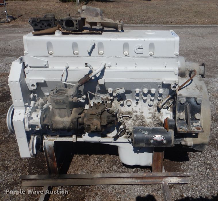 image for item GD9220 Cummins ISM 10.8L L6 diesel engine