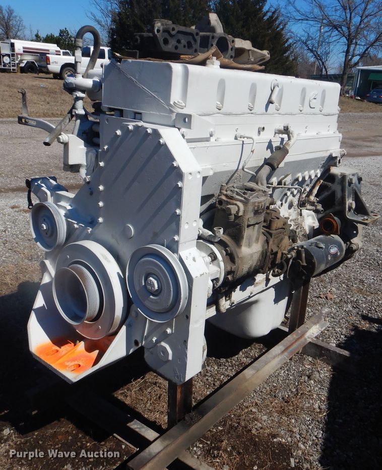 image for item GD9220 Cummins ISM 10.8L L6 diesel engine
