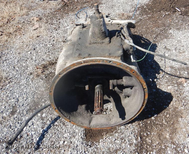 image for item GD9223 Eaton Fuller RTOF14715 manual transmission