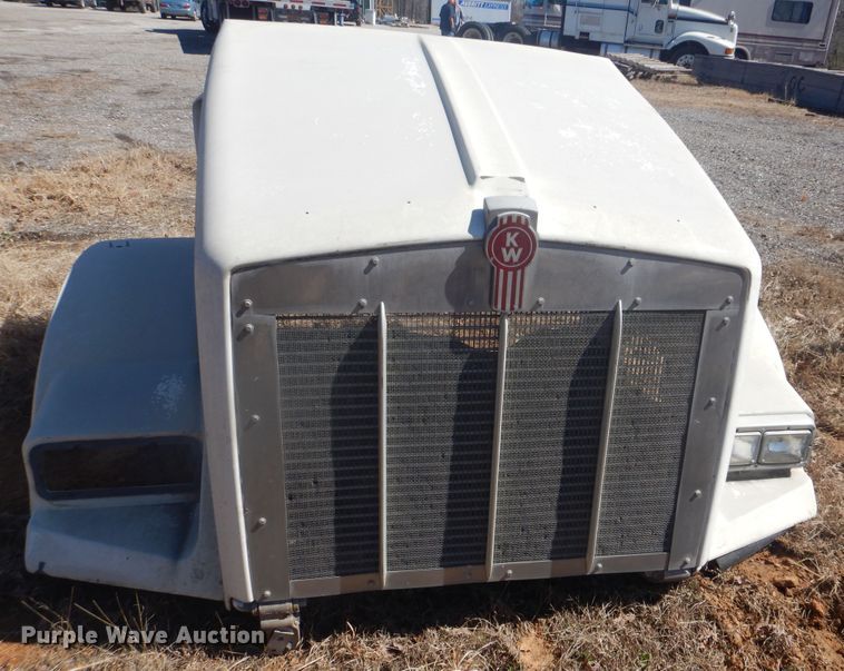 image for item GD9225 Kenworth hood