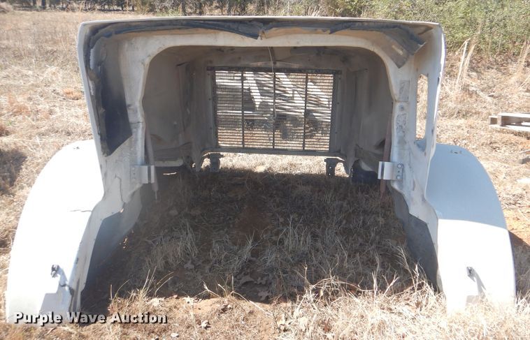 image for item GD9225 Kenworth hood