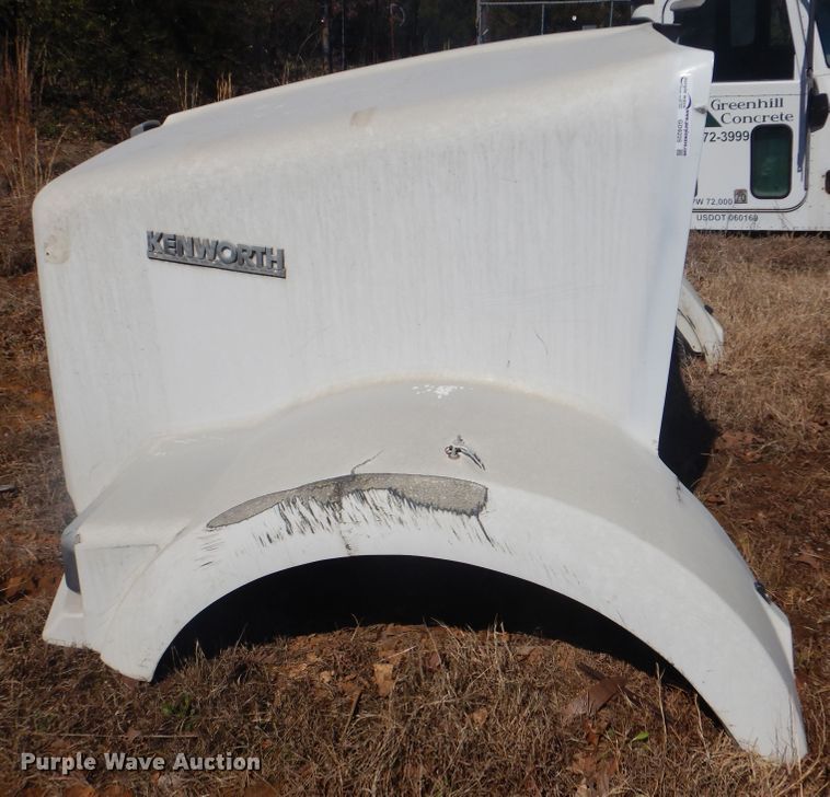 image for item GD9225 Kenworth hood
