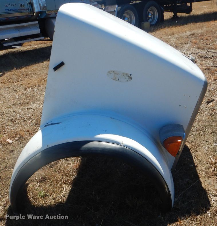 image for item GD9227 Peterbilt hood