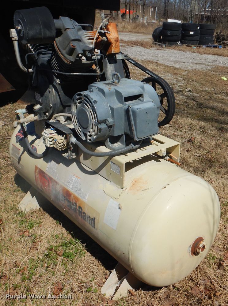 image for item GD9229 2005 Ingersoll Rand 7100 air compressor