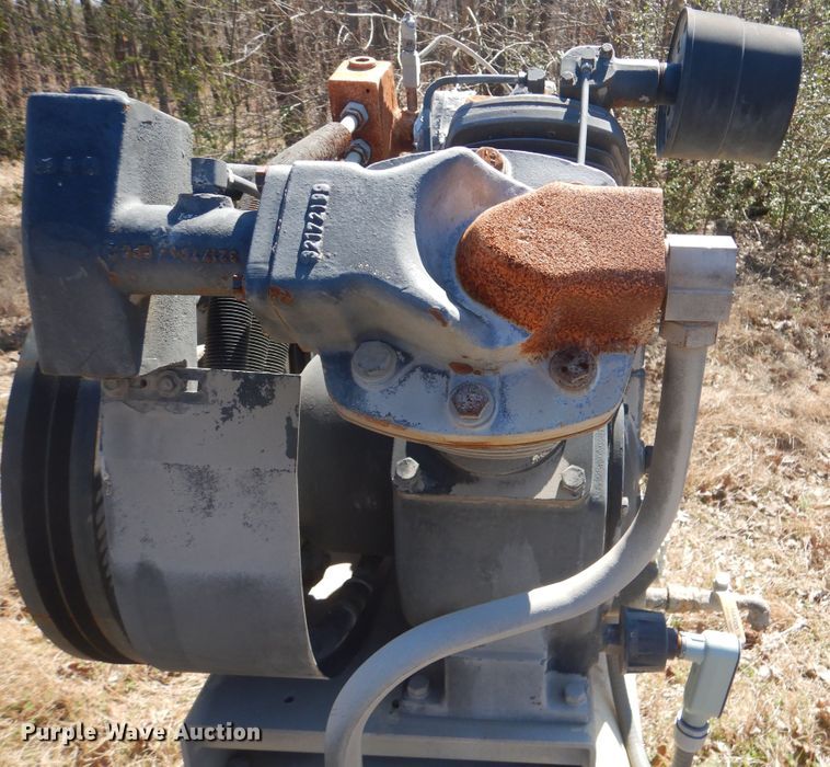 image for item GD9229 2005 Ingersoll Rand 7100 air compressor